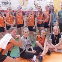 final_dziewczat_SS_26-X-2016_LO_VIII_srebrne_medale